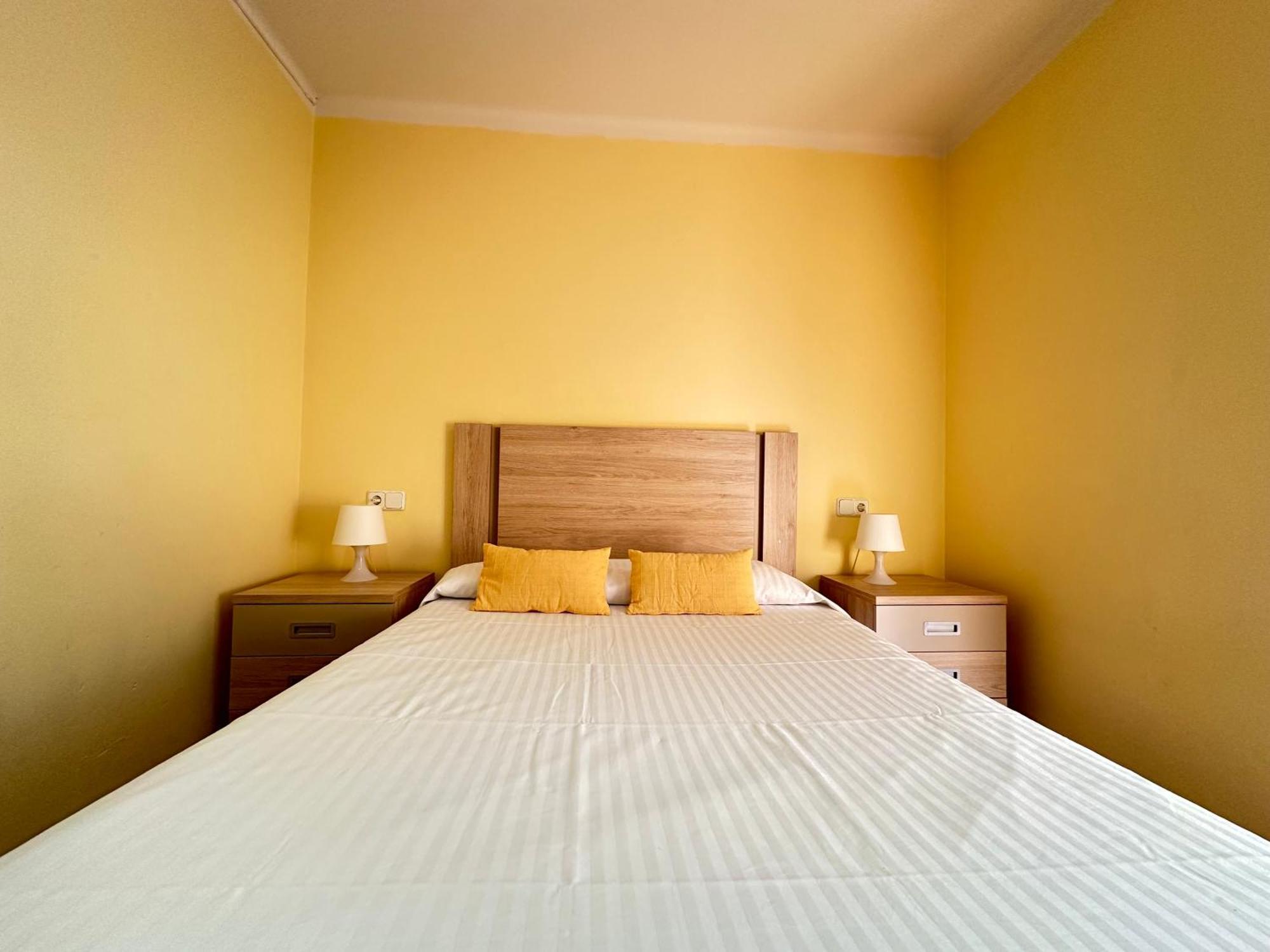 Agi Llotja Plazza Daire Roses Dış mekan fotoğraf