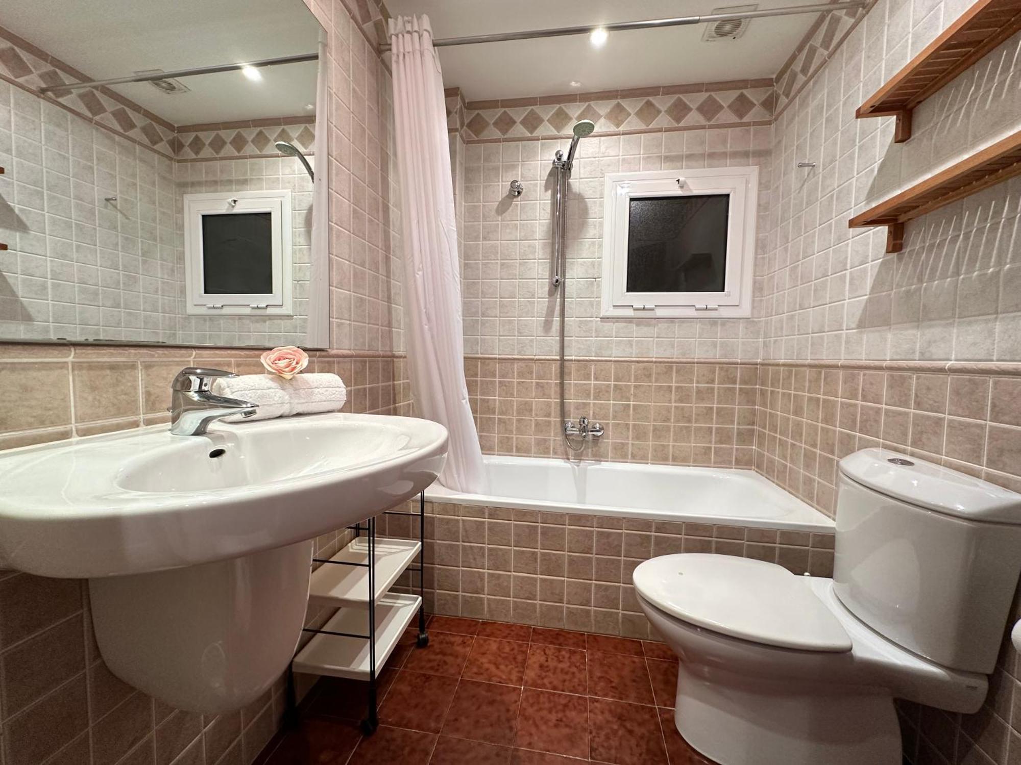 Agi Llotja Plazza Daire Roses Dış mekan fotoğraf
